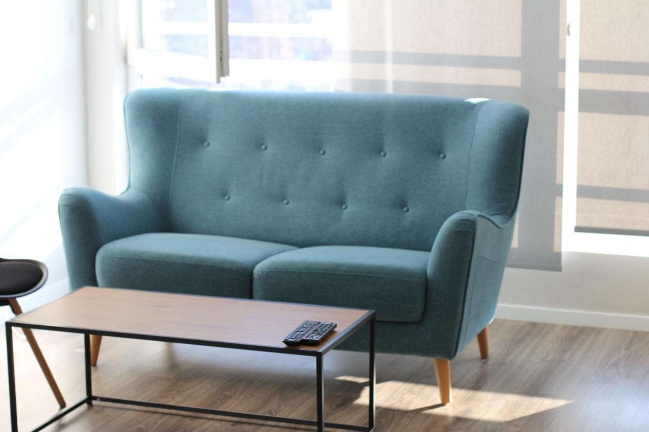 Turquoise And Magenta Apartment صوفيا المظهر الخارجي الصورة